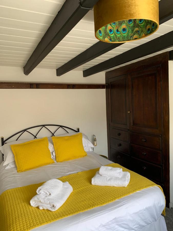 Award Winning Pet Friendly Paddock Cottage 惠特比 外观 照片